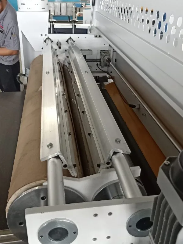 Roller coater machine