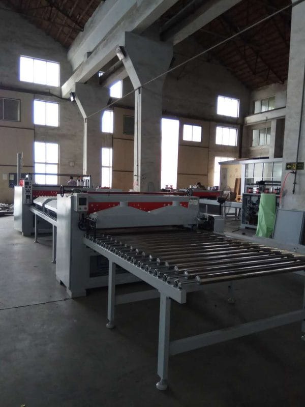 FLAT LAMINATING MACHINE